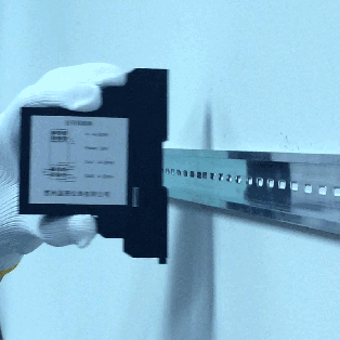 1624854038.gif 插拔方便.gif